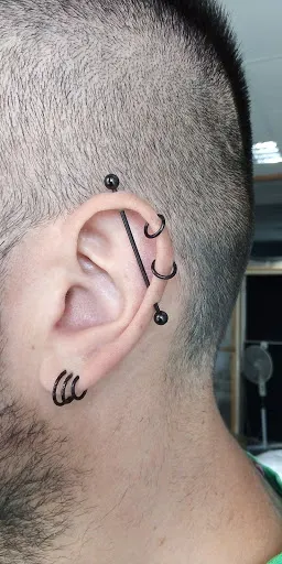 Pierce'n'Roll - Studio Piercingu